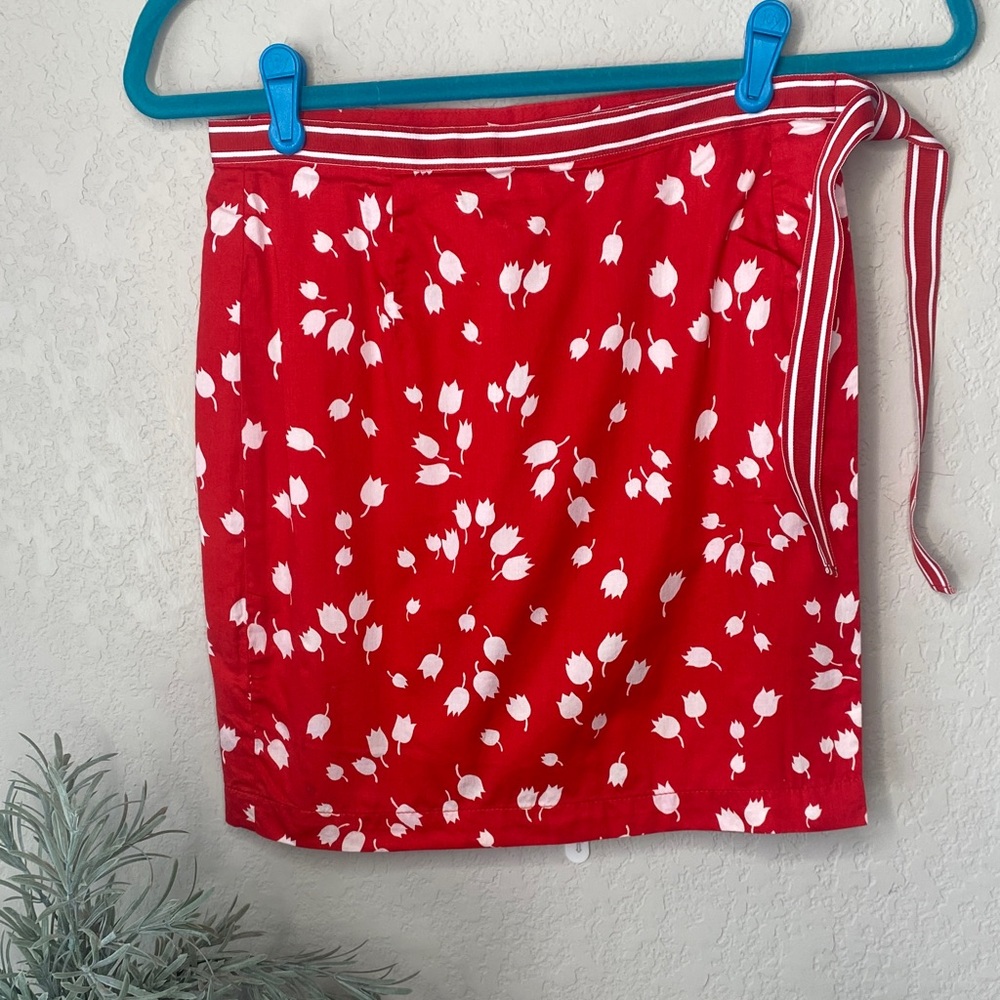 Vintage Liz Claiborne Mini Wrap Skirt Red and White Floral